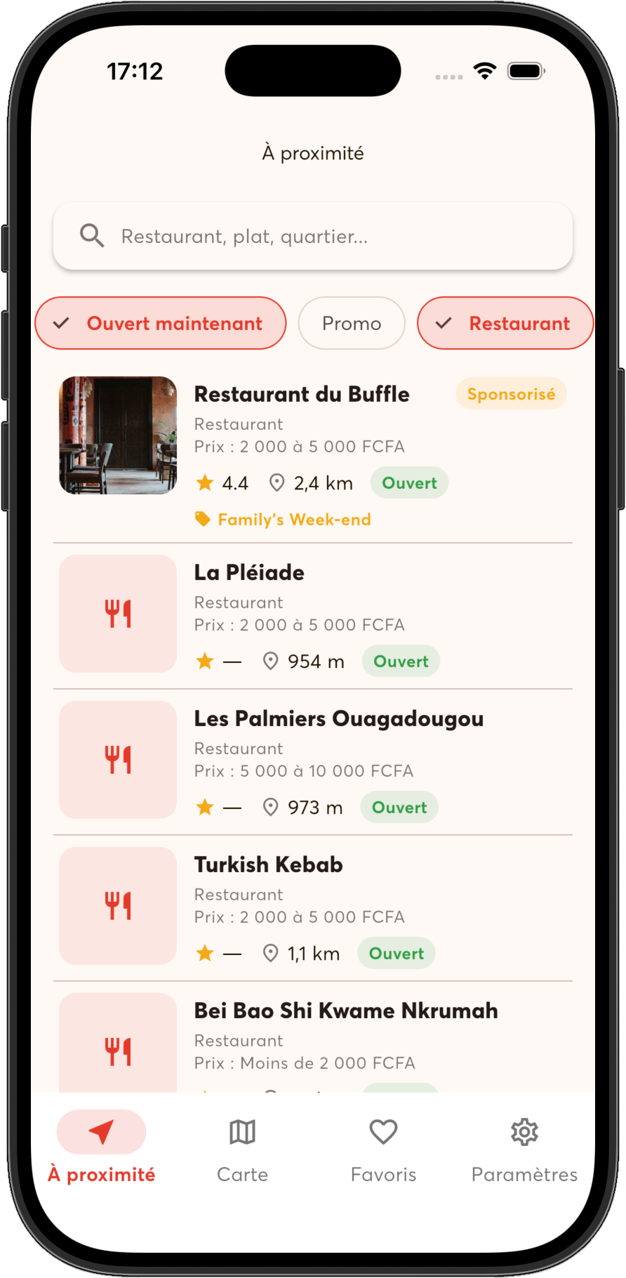 L'écran « À proximité » de l'application, avec ses filtres Ouvert maintenant, Promo et Restaurant